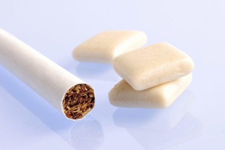 Kẹo cao su nicotine: Lợi ích, Rủi ro và Cách sử dụng hiệu quả